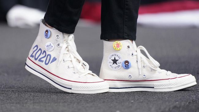 Rekomendasi Sepatu Converse Terbaru